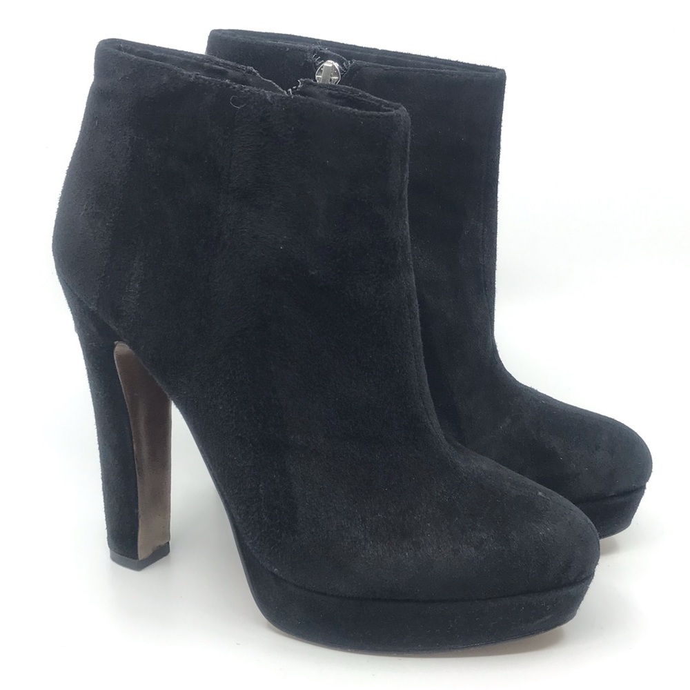 BCBGENERATION BLACK SUEDE PLATFORM ANKLE BOOTIE